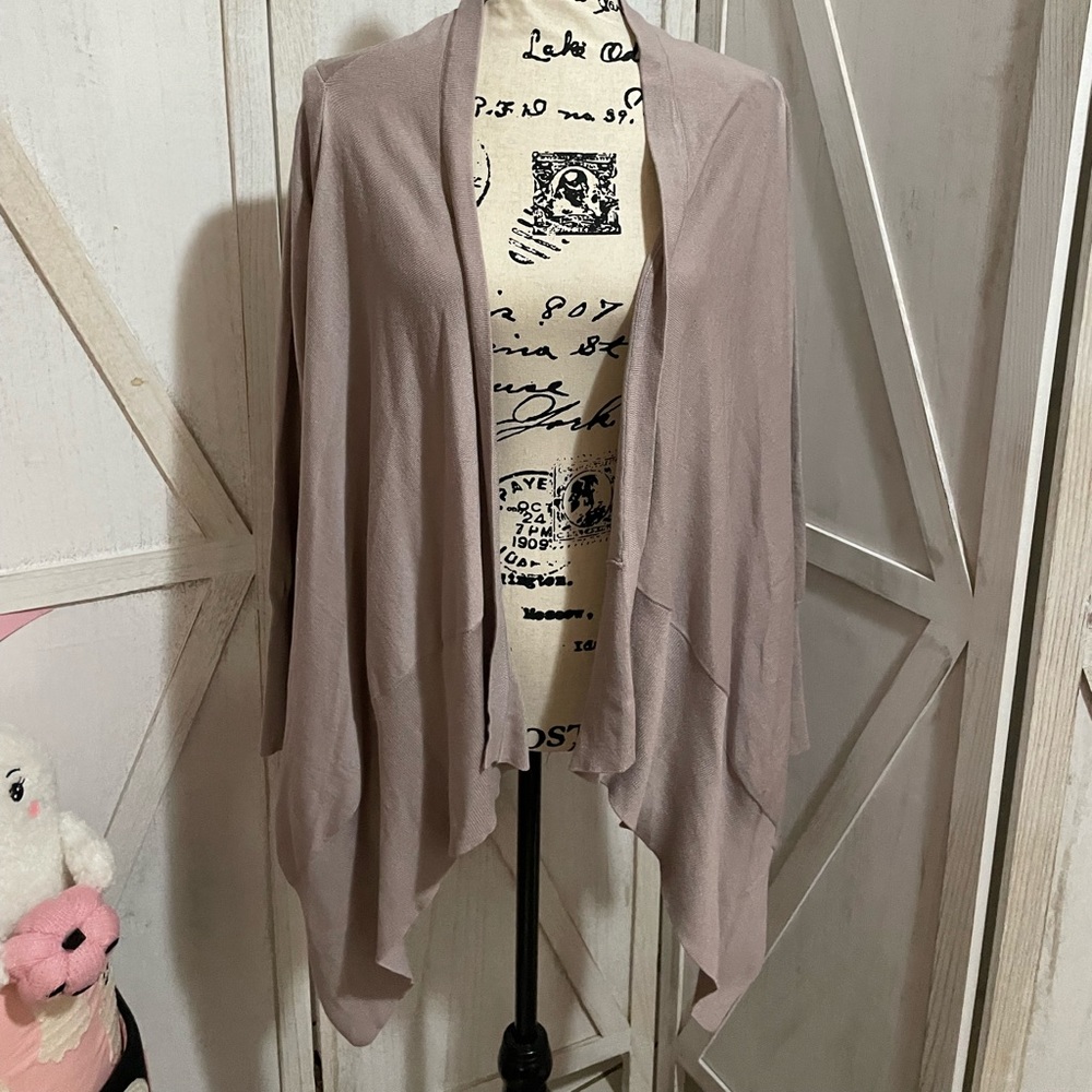 MAURICES BLUSH PINK DRAPE FRONT CARDI large EUC